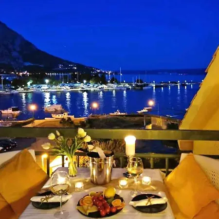 Olmissum Rooftop Sea View Omis Exterior photo